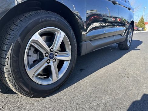 Certified 2022 Ford Edge SEL w/ Convenience Package image 12