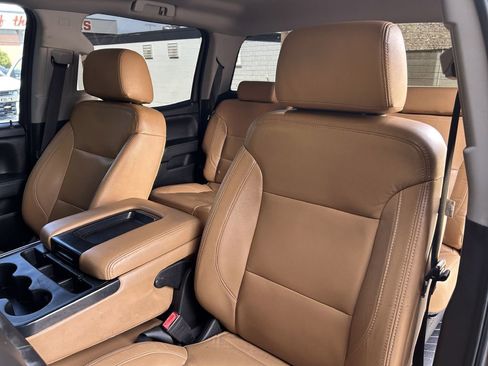 Used 2018 Chevrolet Silverado 1500 LT w/ Texas Edition image 10