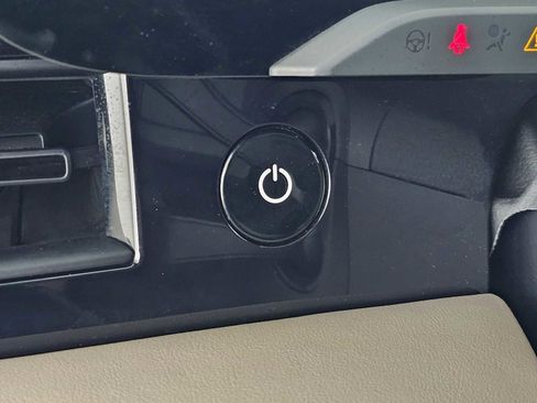 Used 2022 Porsche Taycan 4S image 31