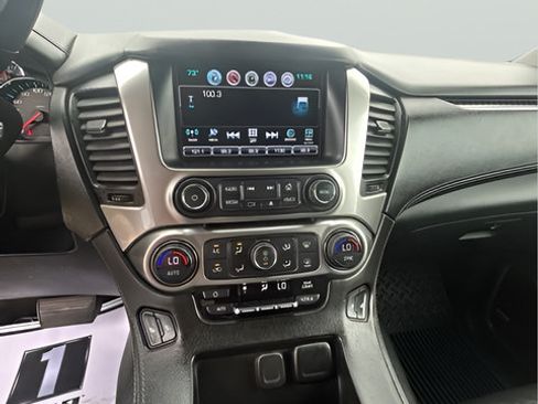 Used 2018 Chevrolet Suburban LT AWD/4WD image 22