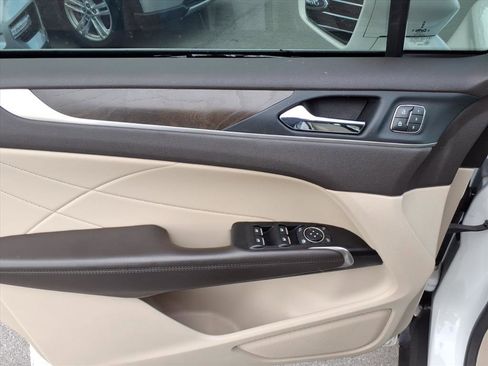 Used 2019 Lincoln MKC Reserve image 10