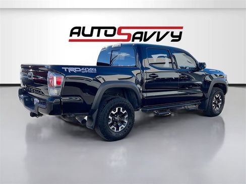 Used 2023 Toyota Tacoma TRD Off-Road image 7