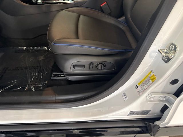 Used 2026 Buick Encore GX Sport Touring w/ Advanced Technology Package FWD image 38