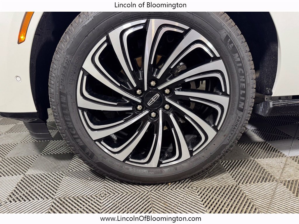 New 2025 Lincoln Navigator L Black Label AWD/4WD image 28