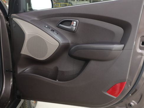 Used 2014 Hyundai Tucson GLS image 9