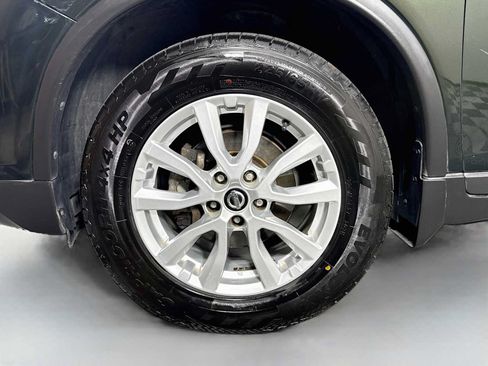 Used 2019 Nissan Rogue SV AWD/4WD image 28