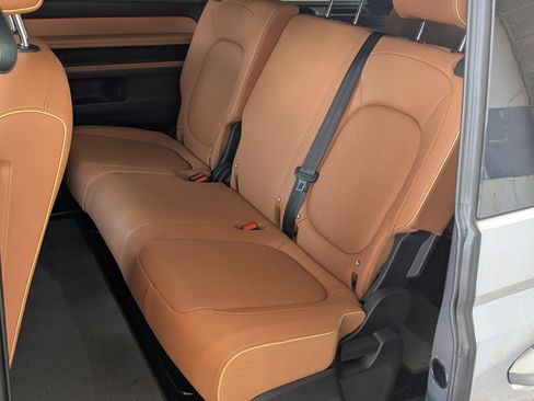 Used 2025 Volkswagen ID. Buzz 1st Edition RWD image 18