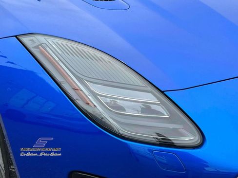 Used 2019 Jaguar F-TYPE R-Dynamic image 11