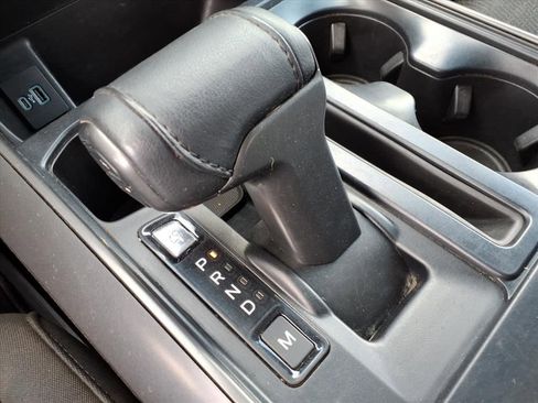 Used 2024 Ford F150 XLT w/ XLT Black Appearance Package image 15