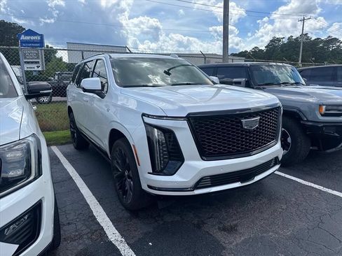 Used 2025 Cadillac Escalade Sport Platinum w/ LPO, ONYX Package AWD/4WD image 1