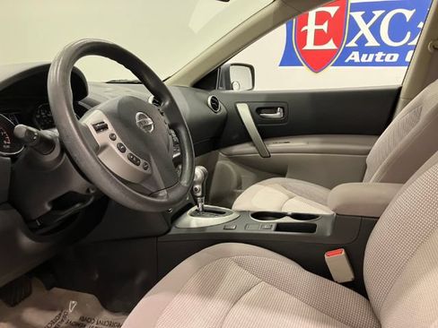 Used 2013 Nissan Rogue SV w/ Premium Pkg AWD/4WD image 19
