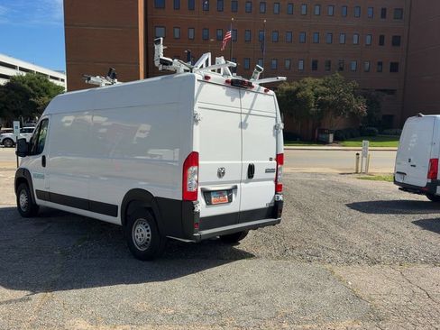 Used 2024 RAM ProMaster 2500 FWD image 10