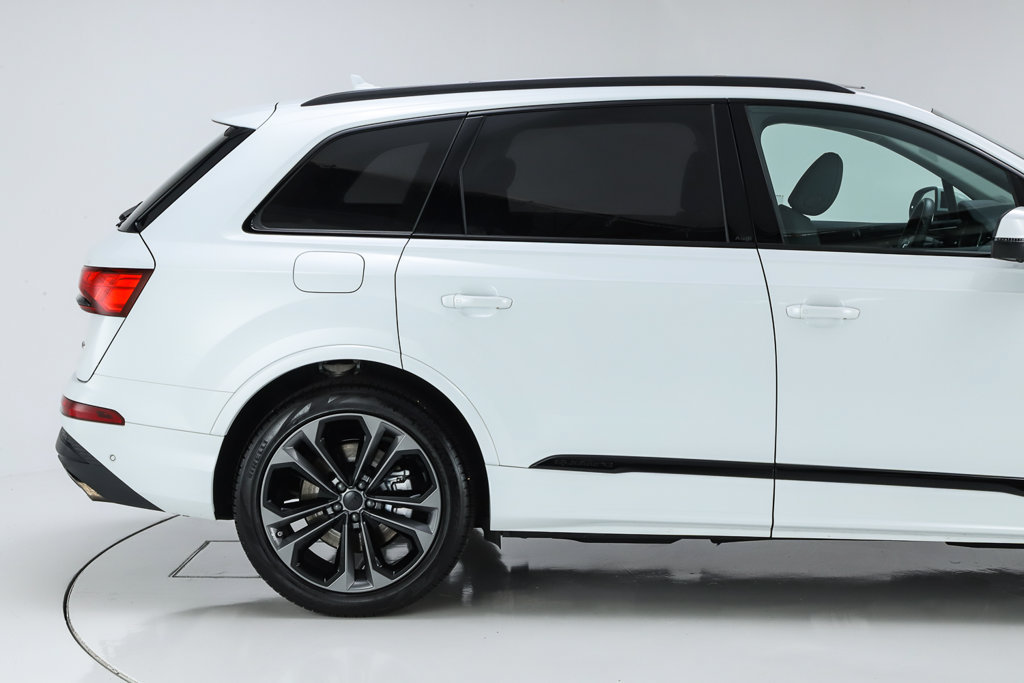 Used 2026 Audi Q7 3.0T Premium Plus w/ Premium Plus Package AWD/4WD image 14