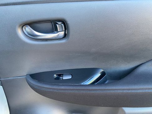 Used 2021 Nissan Leaf SV Plus image 40