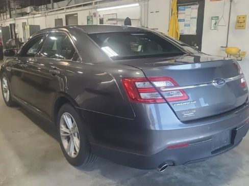 Used 2019 Ford Taurus SEL w/ Equipment Group 201A FWD image 4
