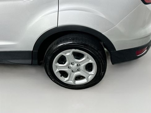 Used 2017 Ford Escape S FWD image 11