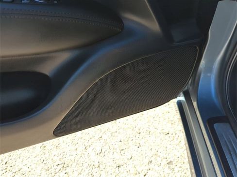 Used 2018 INFINITI Q70 Luxe image 25