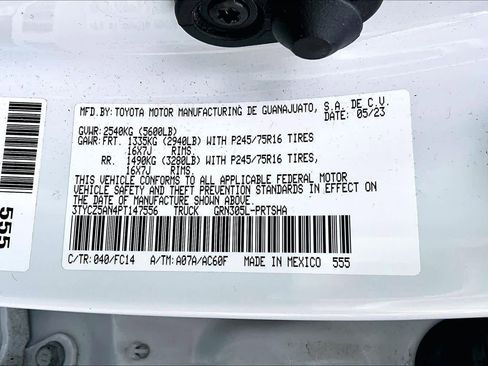 Used 2023 Toyota Tacoma SR5 AWD/4WD image 33
