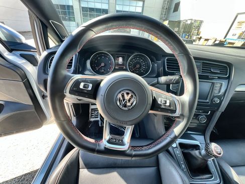 Used 2017 Volkswagen GTI Autobahn FWD image 24