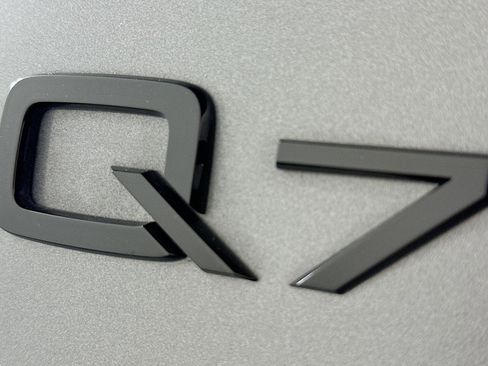 Used 2023 Audi Q7 Premium Plus w/ Premium Plus Package image 10