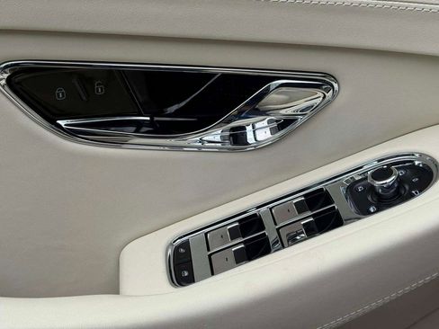 New 2026 Bentley Continental GTC AWD/4WD image 15