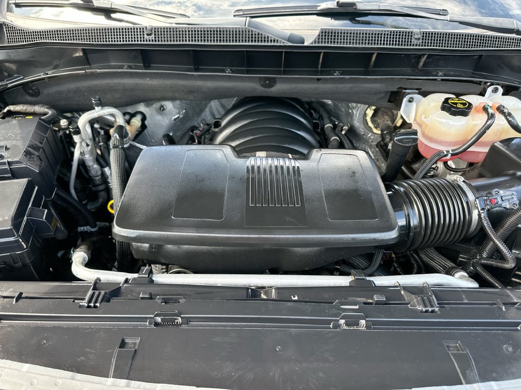Used 2024 Chevrolet Tahoe LT AWD/4WD image 30