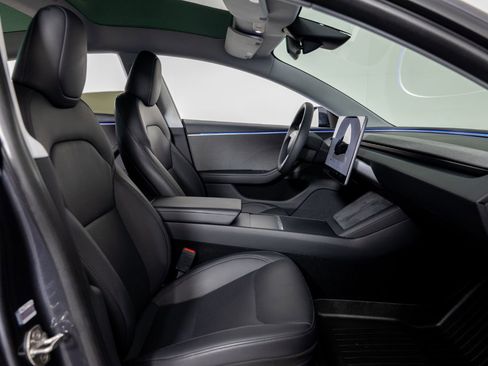 Used 2024 Tesla Model 3 Long Range RWD image 27