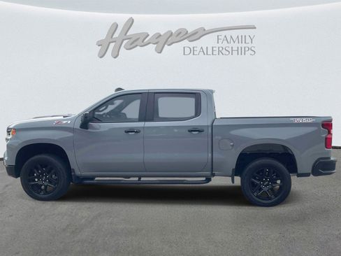 Used 2024 Chevrolet Silverado 1500 LT Trail Boss w/ Convenience Package II AWD/4WD image 6