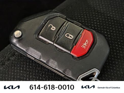 Used 2020 Jeep Gladiator Sport w/ Quick Order Package 24S AWD/4WD image 34