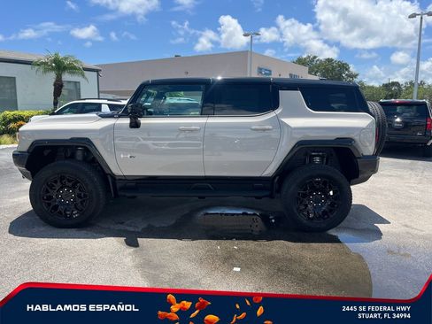 New 2026 GMC Hummer EV SUV AWD/4WD image 8