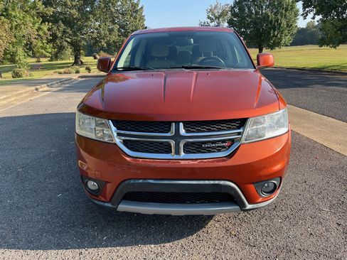 Used 2013 Dodge Journey SXT w/ Flexible Seating Group image 8