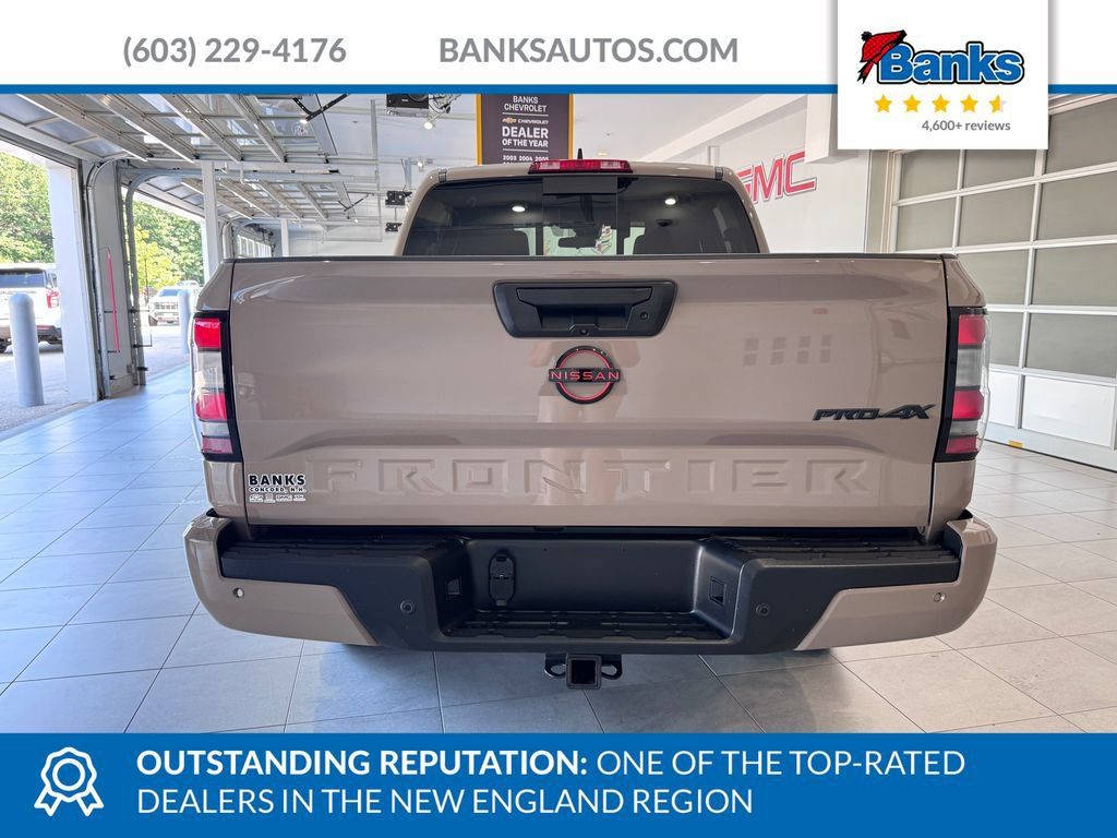 Used 2023 Nissan Frontier PRO-4X w/ Technology Package AWD/4WD image 7