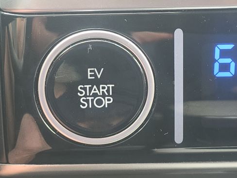 Certified 2024 Hyundai Ioniq 5 SEL AWD/4WD image 23