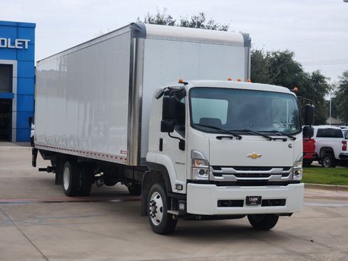 New 2024 Chevrolet Low Cab Forward 6500XD image 2
