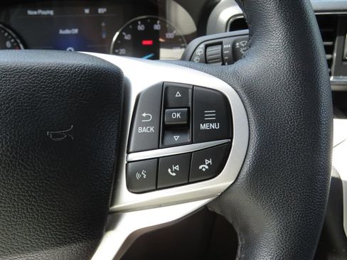 Used 2024 Ford Explorer XLT w/ Equipment Group 202A AWD/4WD image 25