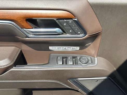 Used 2022 GMC Sierra 1500 Denali w/ Denali Reserve Package image 26