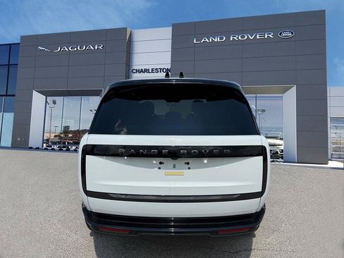 New 2026 Land Rover Range Rover Long Wheelbase SE AWD/4WD image 4