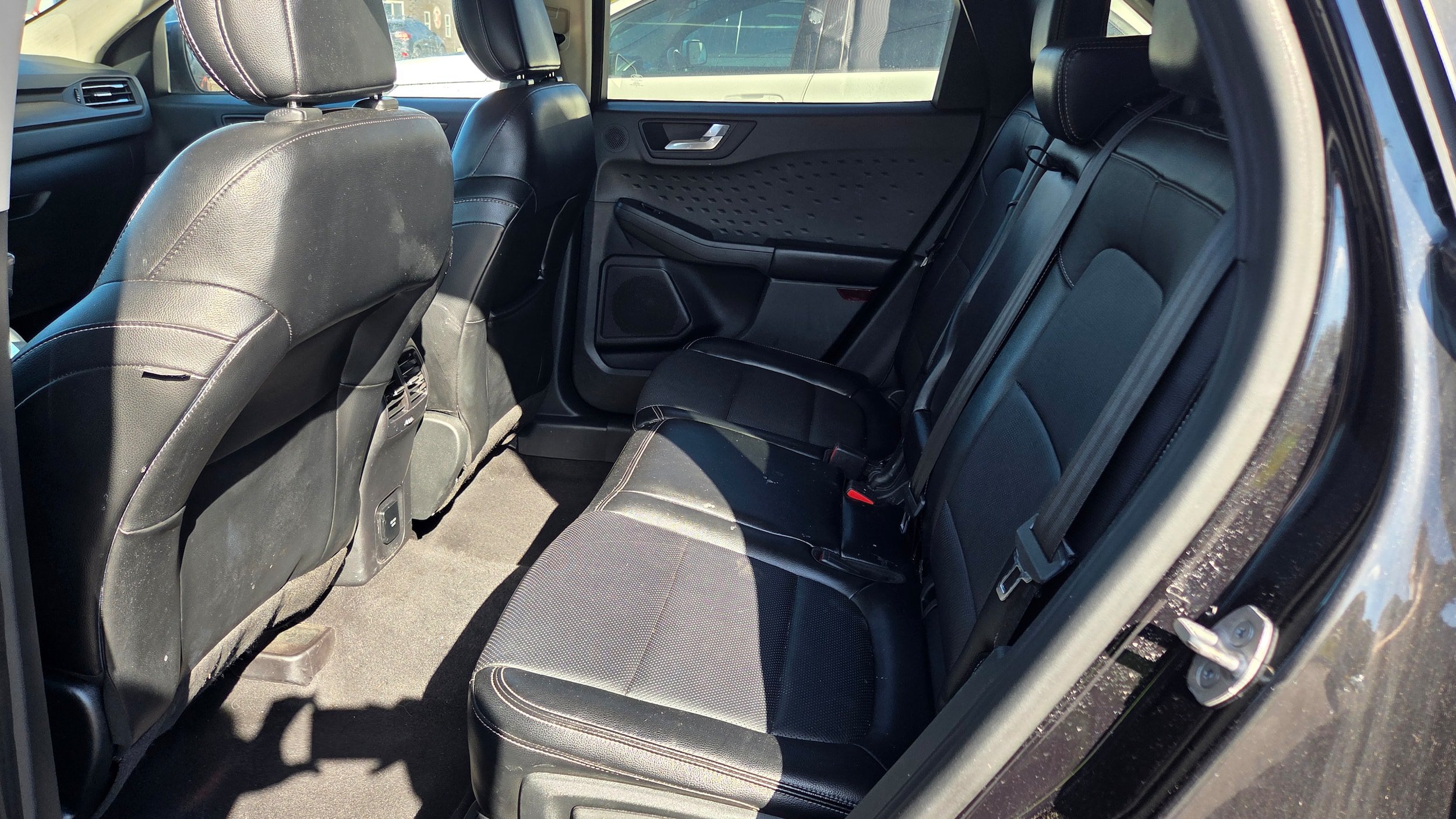 Used 2020 Ford Escape Titanium AWD/4WD image 11