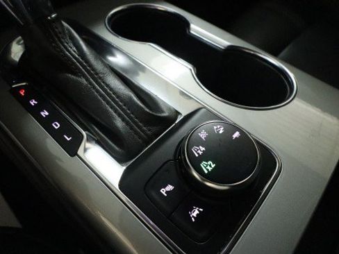 Used 2023 Chevrolet Blazer LT AWD/4WD image 19