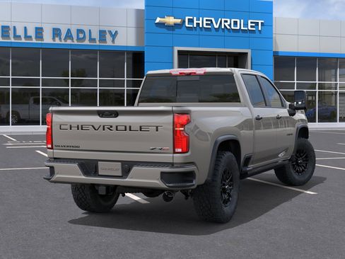 New 2026 Chevrolet Silverado 2500 ZR2 image 4