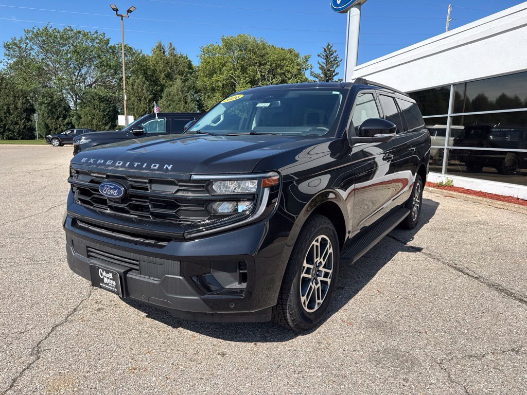 New 2026 Ford Expedition Max Active AWD/4WD image 7