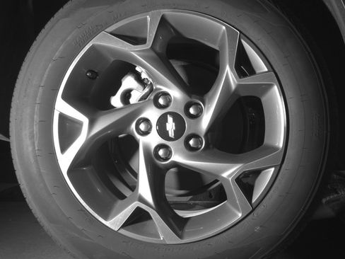 Used 2025 Chevrolet Trax LT FWD image 15