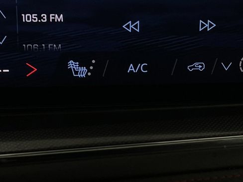 Used 2025 Chevrolet Suburban RST w/ Sun And Tow Package image 17