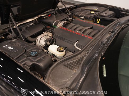 Used 2000 Chevrolet Corvette Convertible w/ Memory Pkg image 39