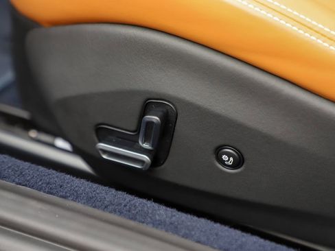 Certified 2023 Ferrari Portofino M image 39