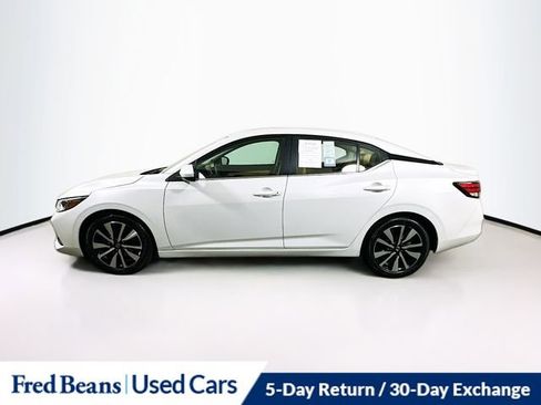 Used 2023 Nissan Sentra SV w/ SV Premium Package image 4