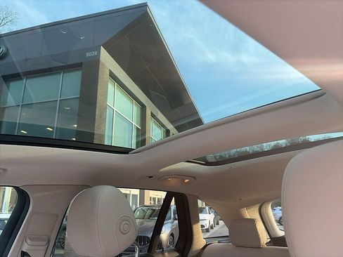 Used 2020 Mercedes-Benz GLC 300 image 8