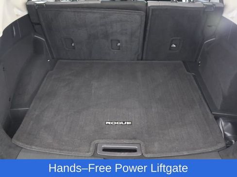 Used 2023 Nissan Rogue SV AWD/4WD image 19