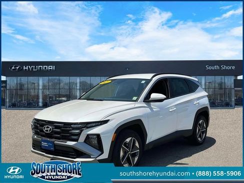 Certified 2025 Hyundai Tucson SEL AWD/4WD image 4