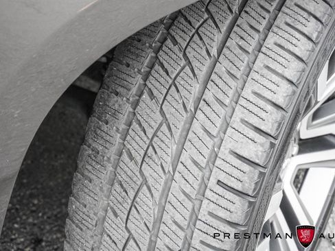 Used 2019 GMC Yukon Denali w/ Denali Ultimate Package image 14